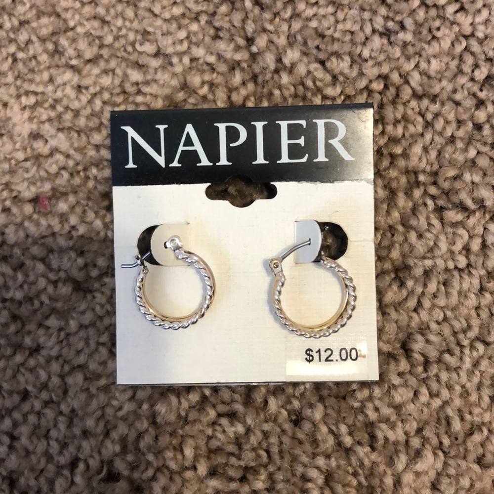 💙3/20$ NAPIER earrings